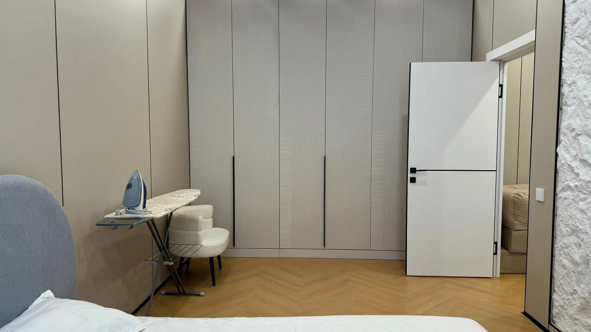 Apartment In The Kristall Residential Complex #109 Almaty