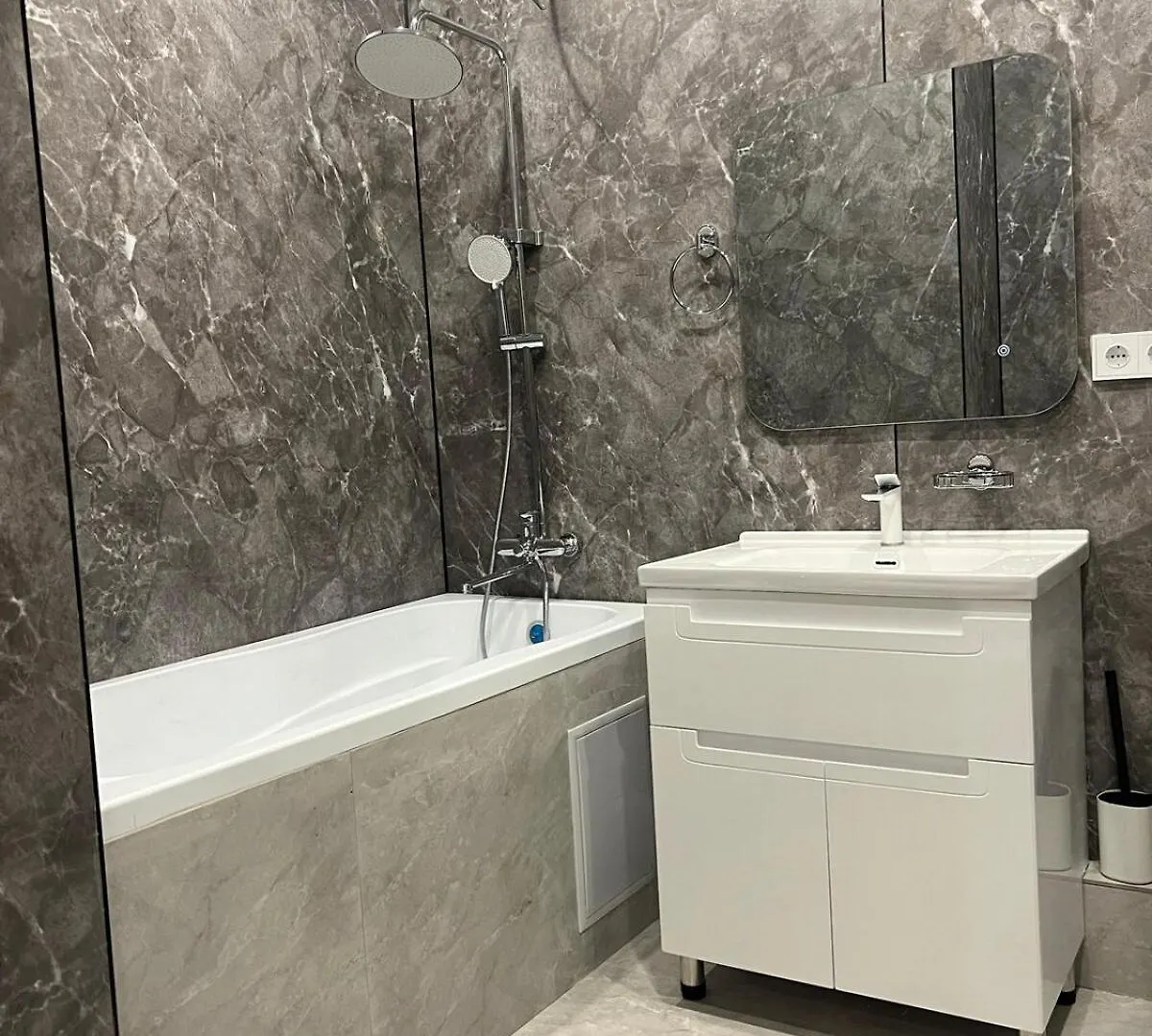Apartment In The Kristall Residential Complex #109 Almaty Kazakhstan