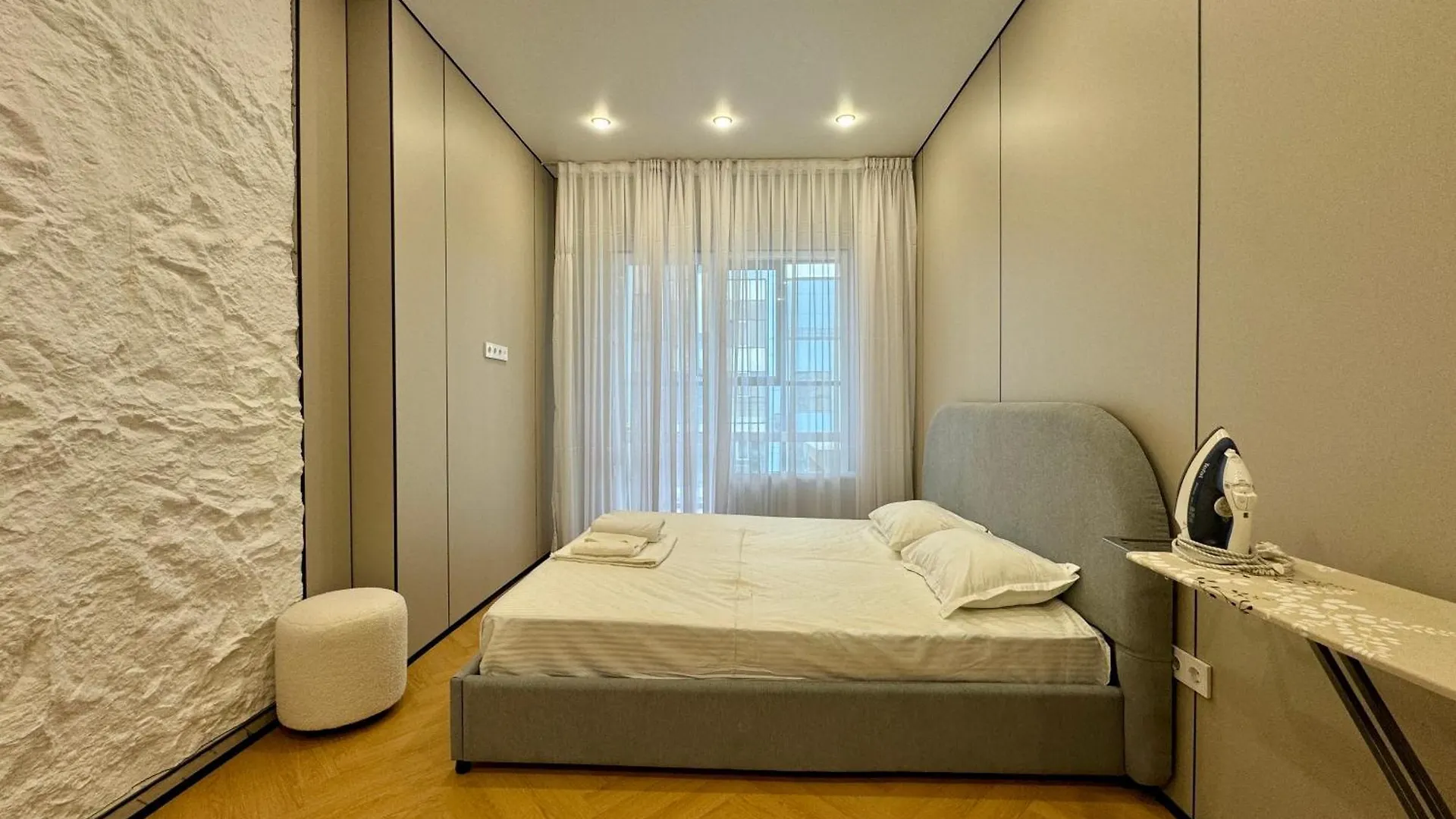 Apartment In The Kristall Residential Complex #109 Almaty